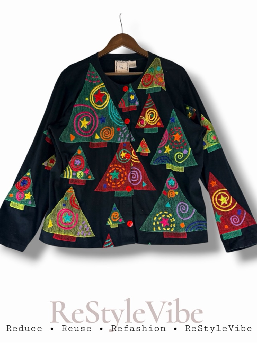 LITE by MICHAEL SIMON Women’s Size L Top Shirt Christmas Trees Embroidered
